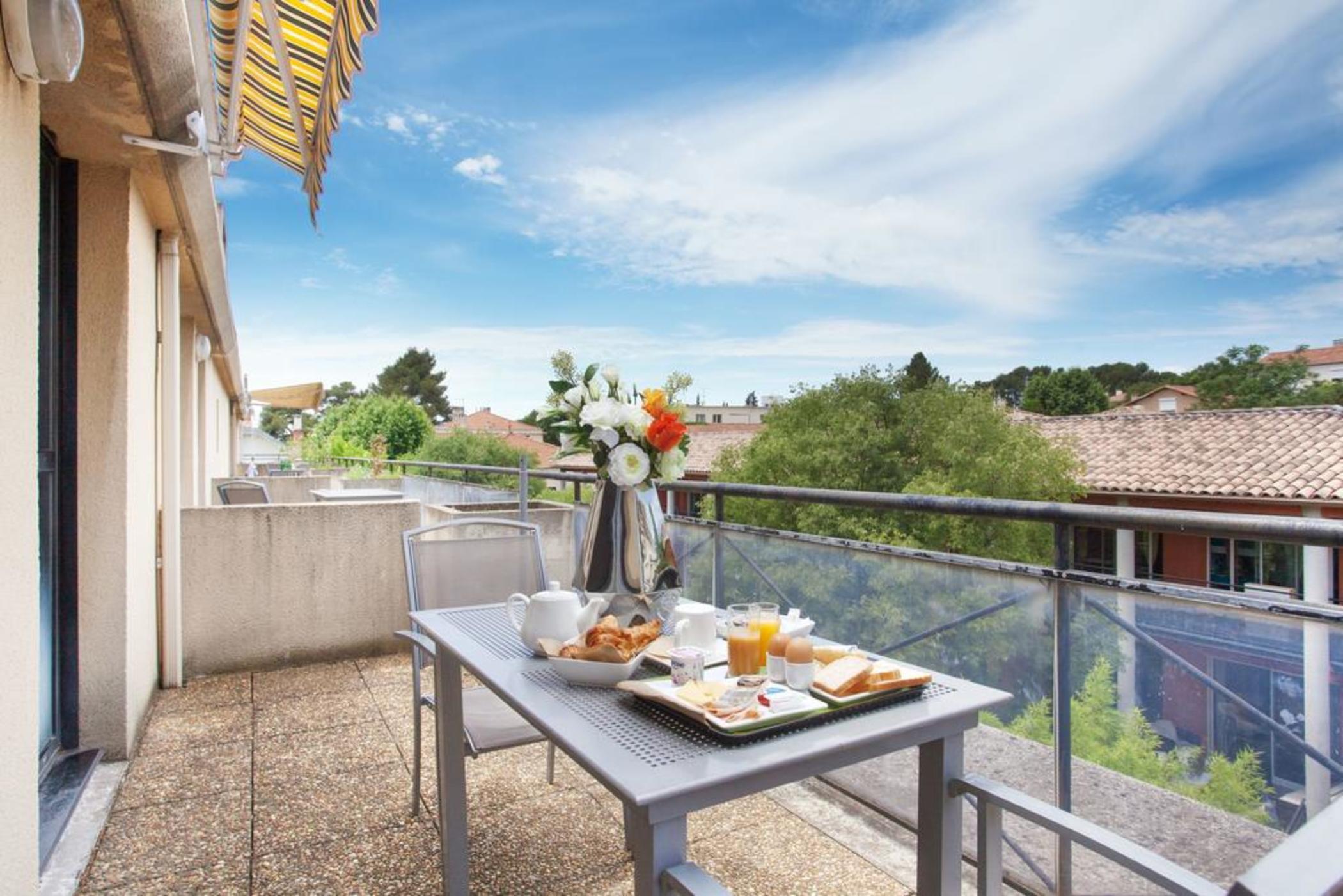 Appart Hotel Odalys City Aix En Provence Les Floridianes Aix-en-Provence Exterior photo